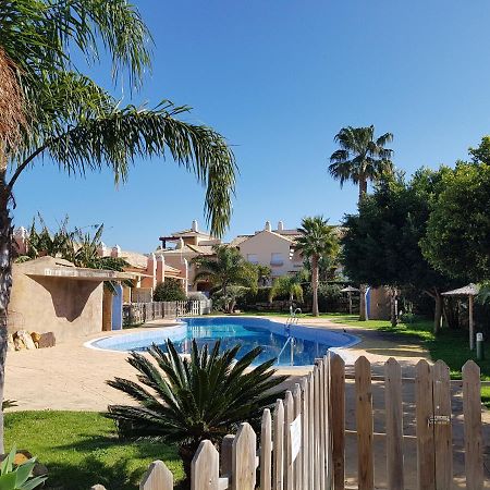 Akutuna - Casa Familiar Con Piscina , Garaje & Pista De Padel Zahara de los Atunes Exterior foto